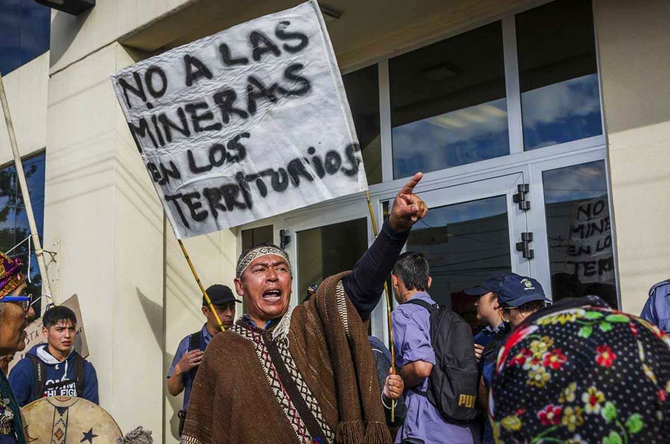 Comunidades indígenas y asambleas ambientales resisten el avance de la megaminería. Créditos: Agencia Tierra Viva