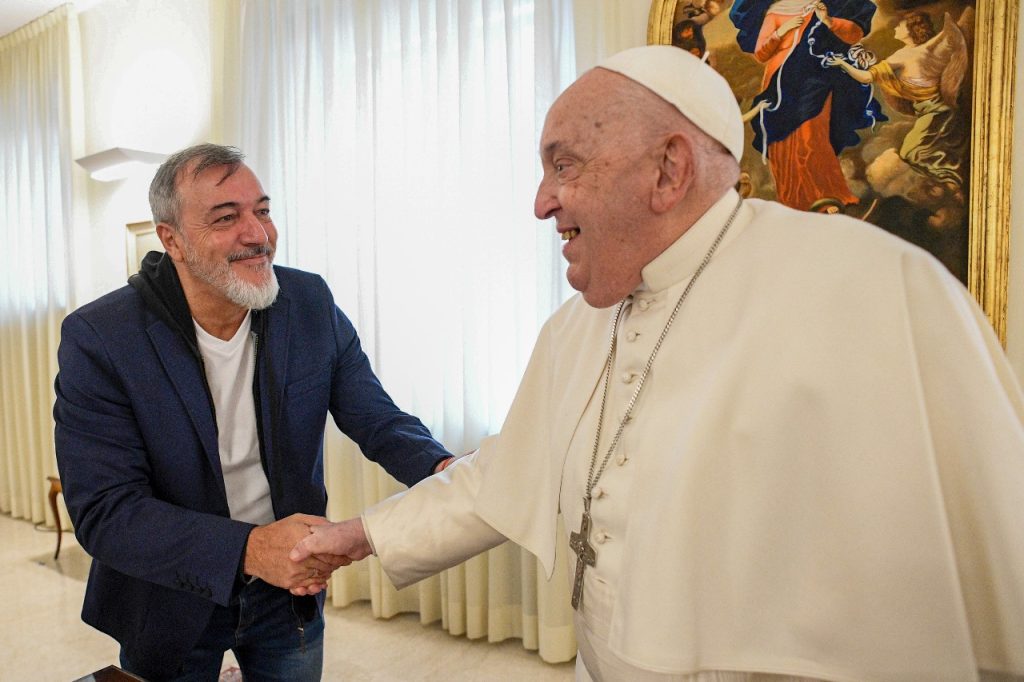 Rodolfo Aguiar le pidió al Papa Francisco que “rece por Milei para que lo haga mejor persona” 