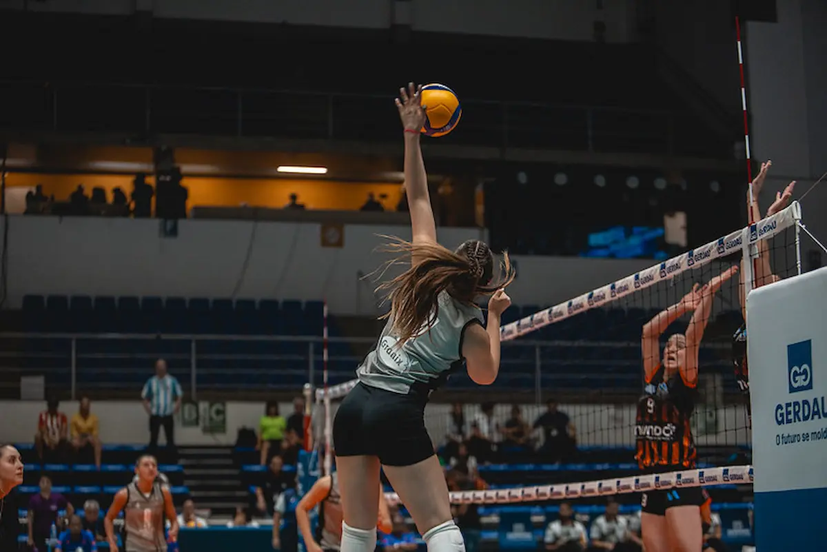 Voley Estudiantes vs Deportivo Murano