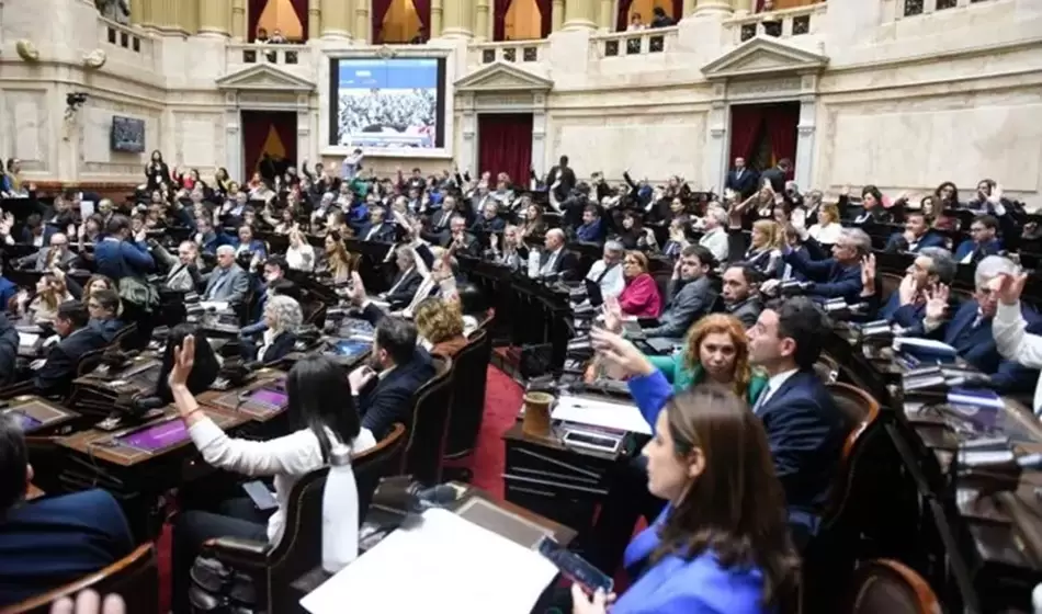 diputados recinto votando