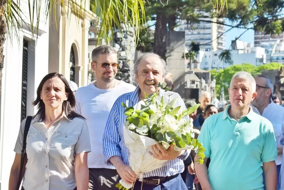 Homenaje a Raúl Alfonsín