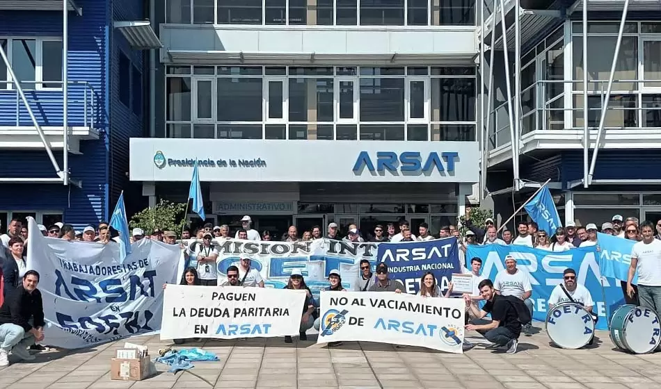 foto 3 Creditos Trabajador arsat.jpg